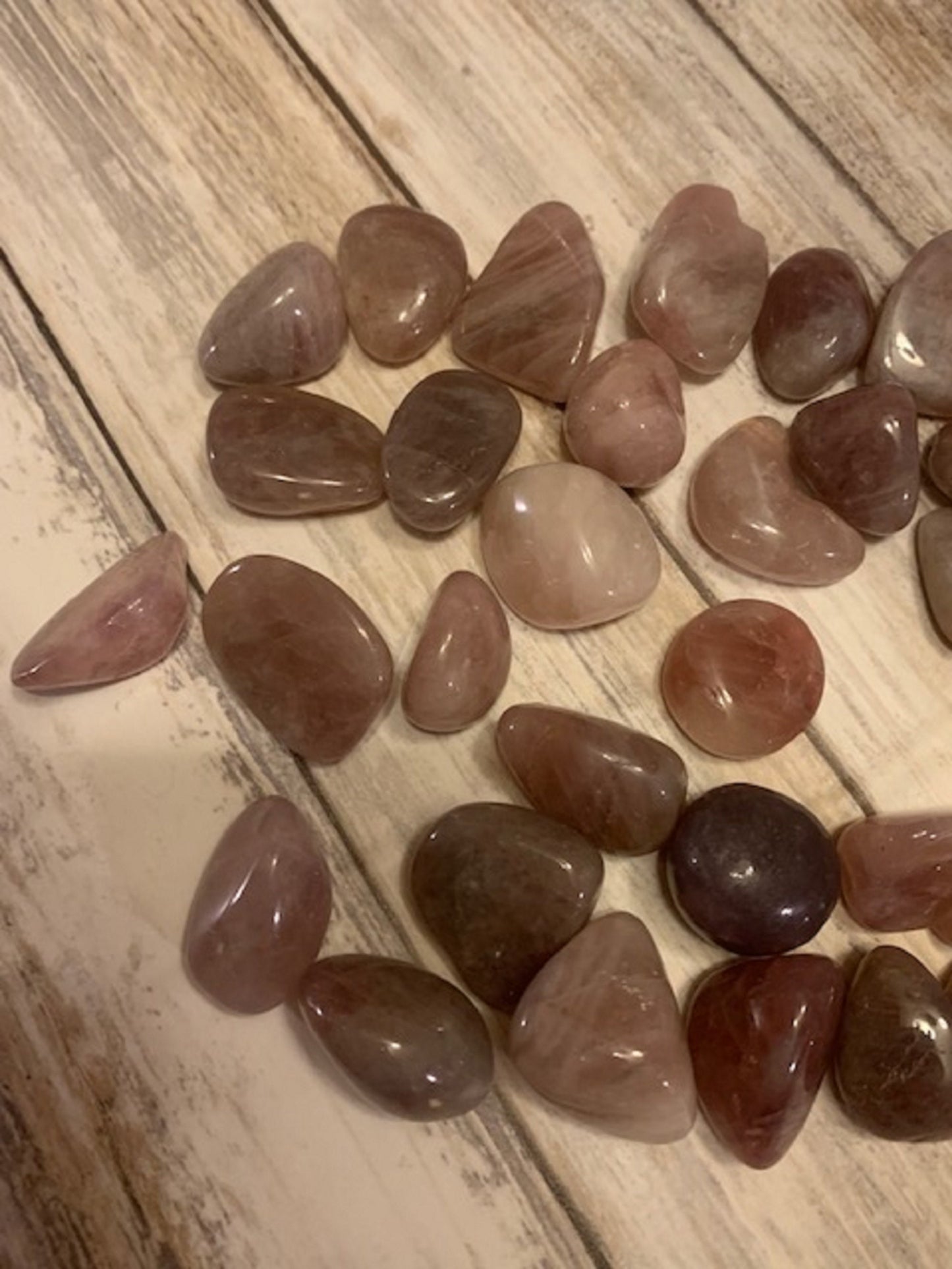 Natural Smoky Rose Chalcedony Quartz Crystal, Raw Crystal Specimen, Healing Stone, Meditation Decor