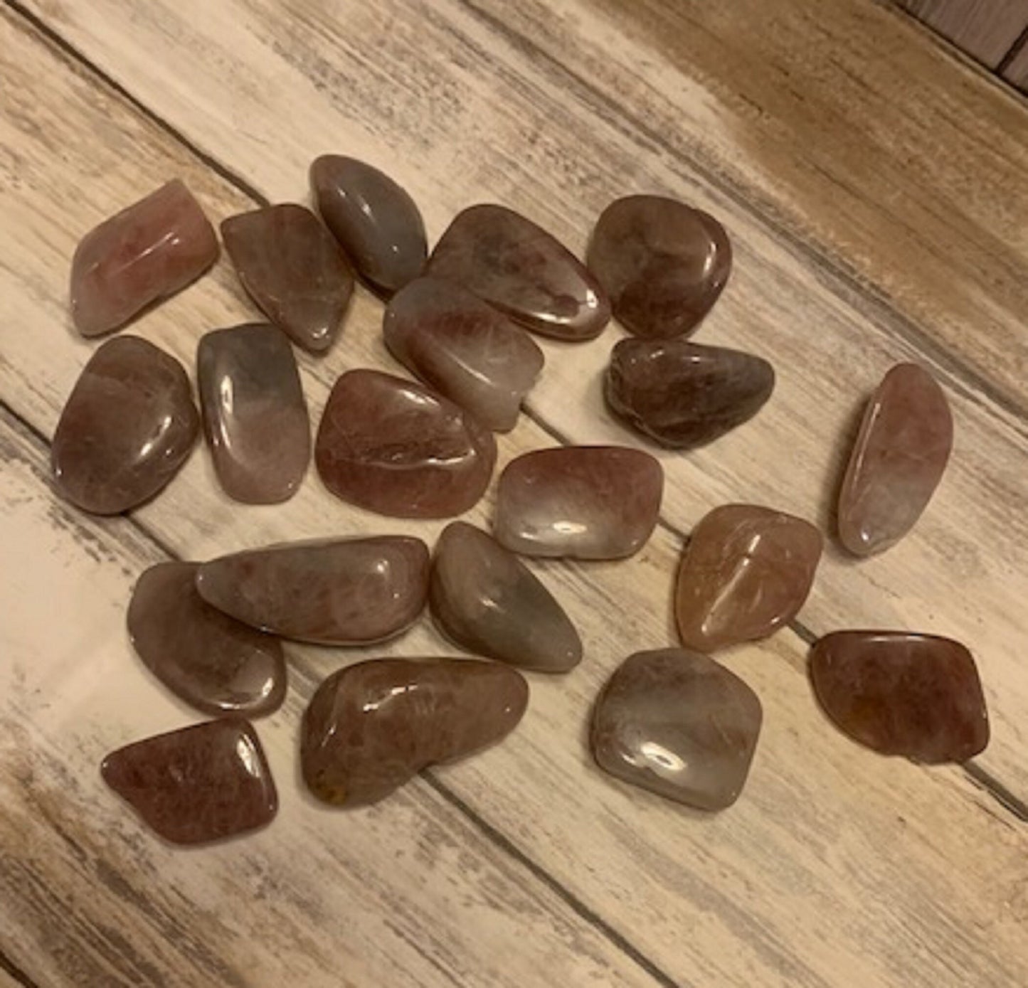 Natural Smoky Rose Chalcedony Quartz Crystal, Raw Crystal Specimen, Healing Stone, Meditation Decor