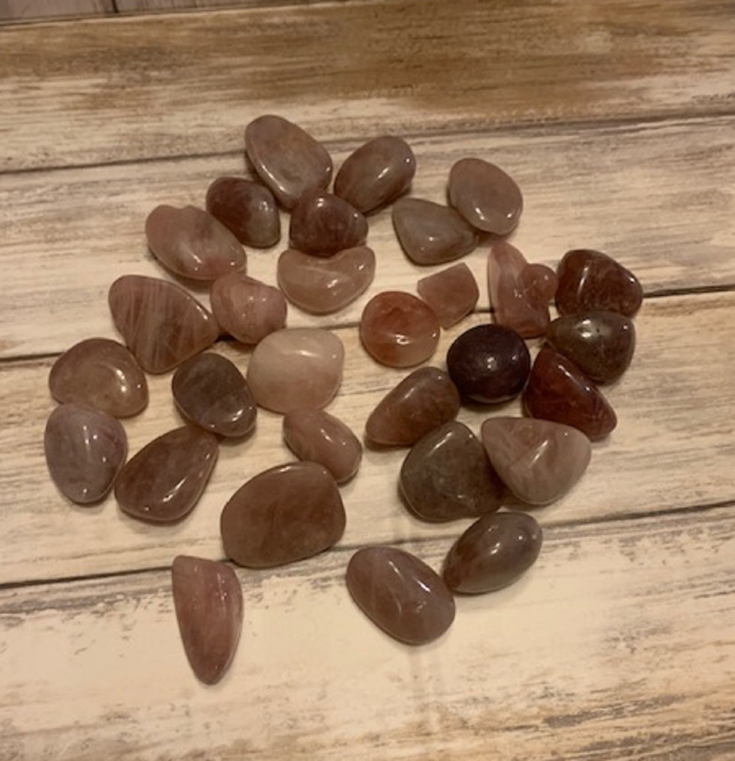 Natural Smoky Rose Chalcedony Quartz Crystal, Raw Crystal Specimen, Healing Stone, Meditation Decor