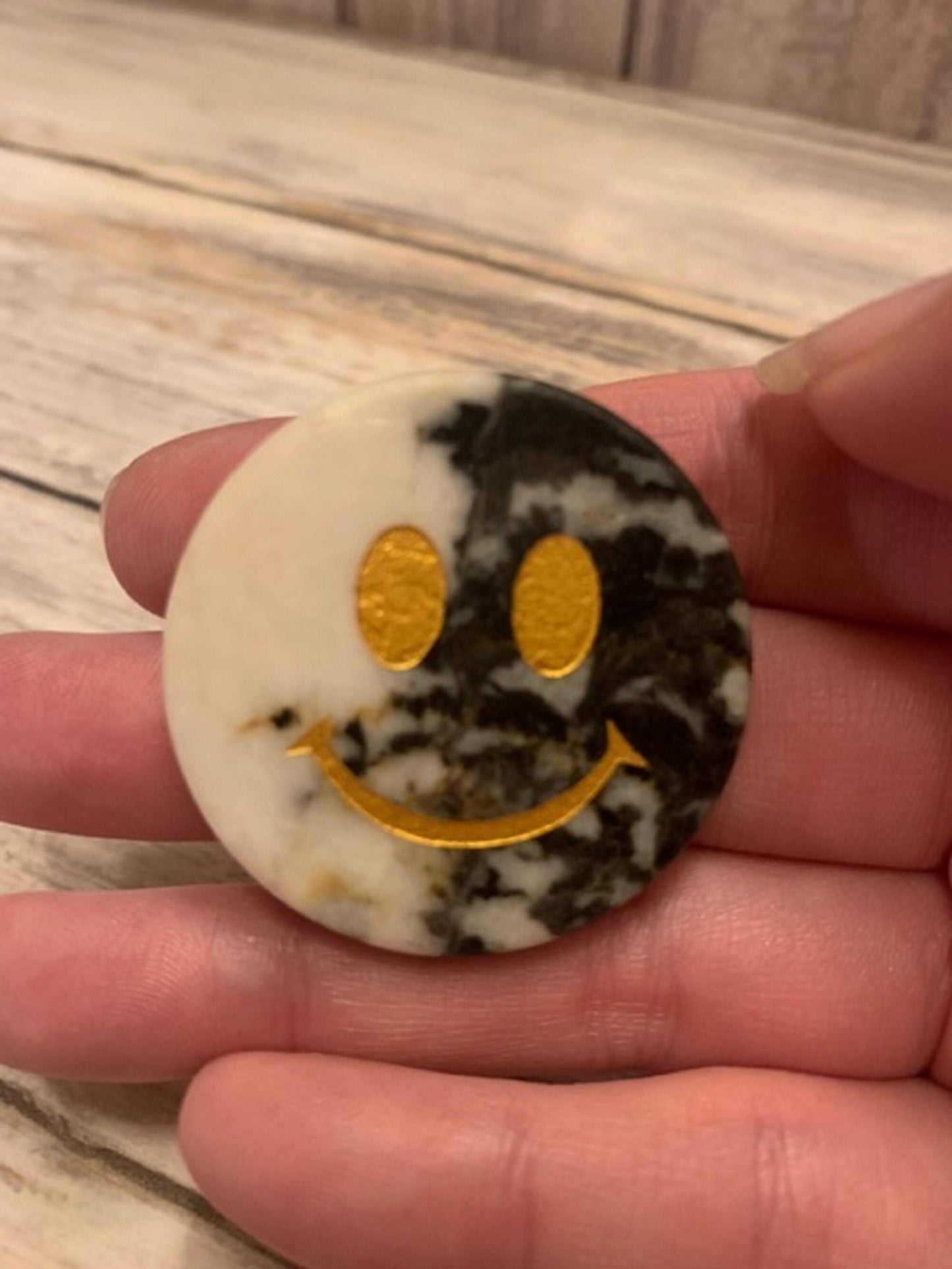 Smiley Face Healing Crystal Palm Stone, Flat Round Stone, Positive Energy Stone, Gift For Him or Her, Crystal Healing