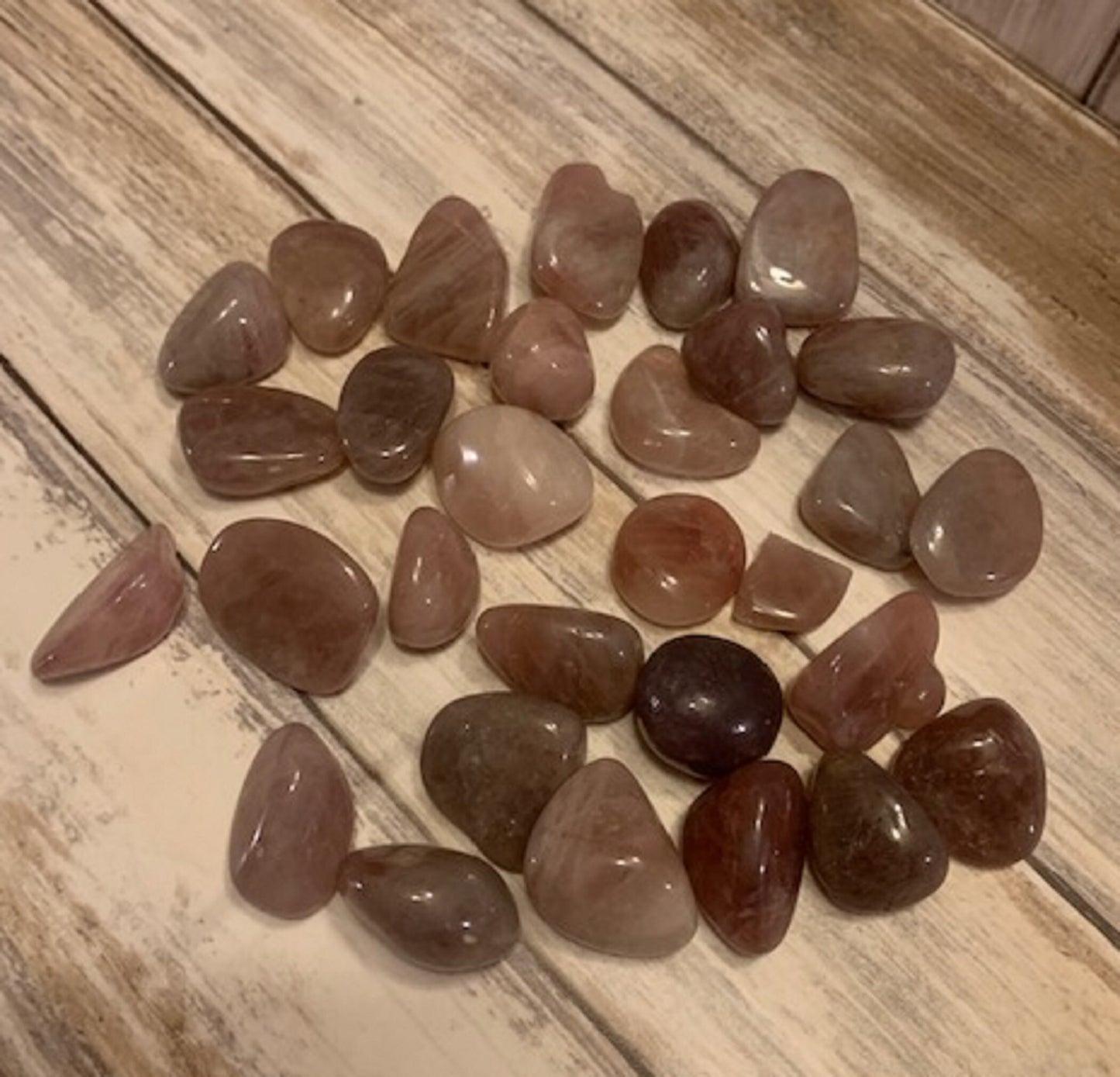 Natural Smoky Rose Chalcedony Quartz Crystal, Raw Crystal Specimen, Healing Stone, Meditation Decor