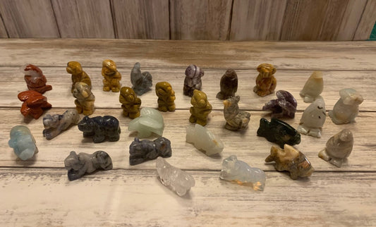 Mini Carved Animal Crystal Gemstone Healing Reiki Gift for Healing ReikiThese mini carved animals